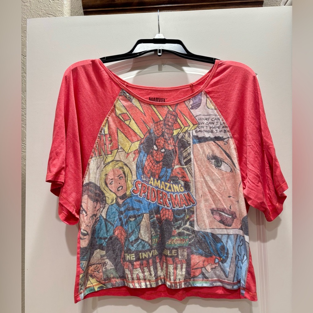 Marvel Comics Women’s Graphic Shirt | Size M